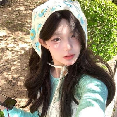 穿成炮灰女配，蔺总全家有救了